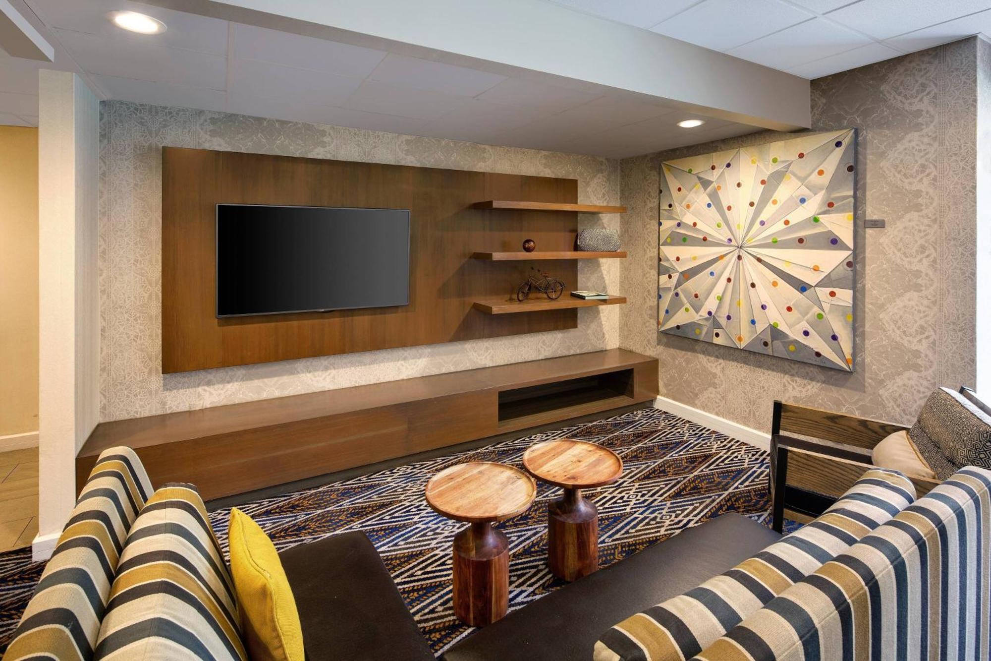 Courtyard Austin-University Area Экстерьер фото